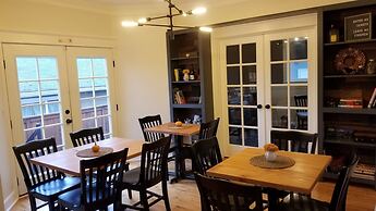 The Alberta Petite Hotel