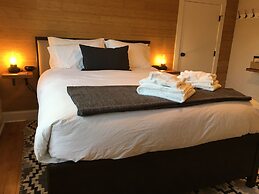 The Alberta Petite Hotel