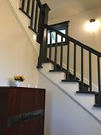 The Alberta Petite Hotel