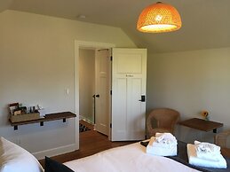 The Alberta Petite Hotel