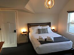 The Alberta Petite Hotel