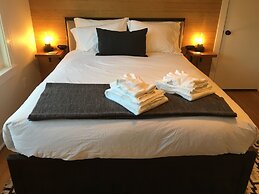 The Alberta Petite Hotel