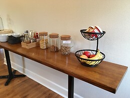 The Alberta Petite Hotel