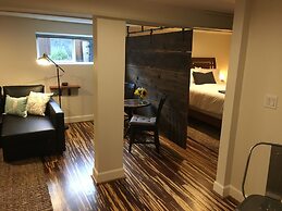 The Alberta Petite Hotel