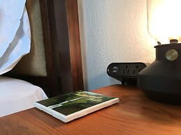 The Alberta Petite Hotel