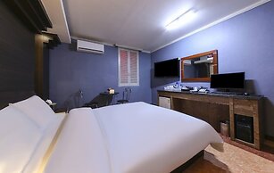 Awesome Hotel