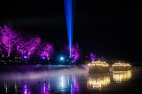 Wuyishan Old Street Hill Lodge