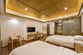 Wuyishan Old Street Hill Lodge