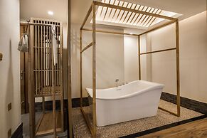 Wuyishan Old Street Hill Lodge