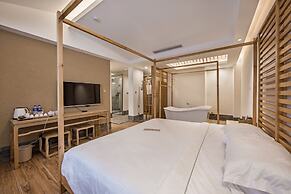 Wuyishan Old Street Hill Lodge