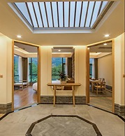 Wuyishan Old Street Hill Lodge