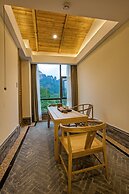Wuyishan Old Street Hill Lodge