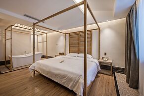 Wuyishan Old Street Hill Lodge