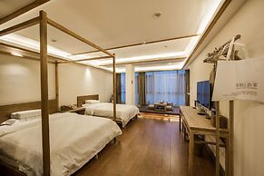 Wuyishan Old Street Hill Lodge