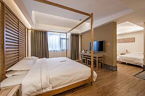 Wuyishan Old Street Hill Lodge