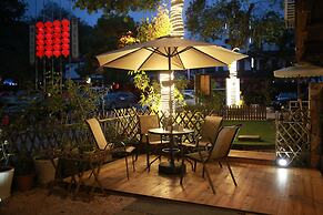 Wuyishan Old Street Hill Lodge