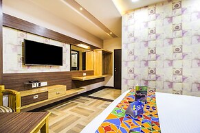 FabHotel The Royal CM Plaza