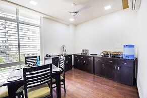 FabHotel The Royal CM Plaza