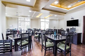 FabHotel The Royal CM Plaza