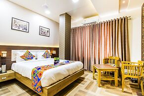 FabHotel The Royal CM Plaza