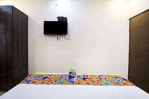 FabHotel Deepak Residency