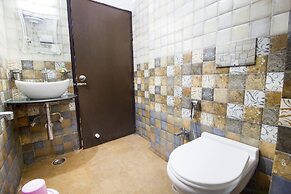 FabHotel Deepak Residency