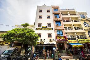 FabHotel Deepak Residency
