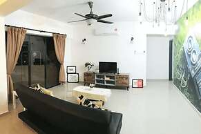 Desa Kiara Cozy Condo by SYNC