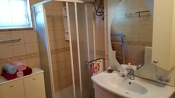 Apartment & Rooms Graciela