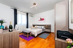 Apartment & Rooms Graciela