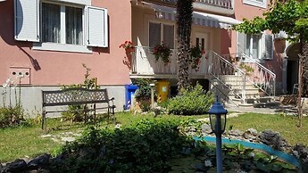 Apartment & Rooms Graciela