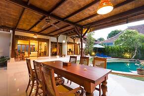 Bali Royal Heritage Villas