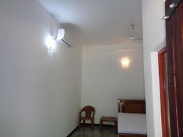Jayaru Guest House