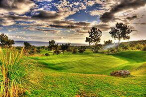Korineum Golf & Beach Resort