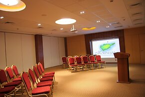 Korineum Golf & Beach Resort