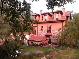 Apartamentos Rurales Buenamadre