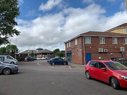 go2 Gloucester Quedgeley Hotel