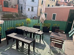 El Nin Apartment with Terrace & AC