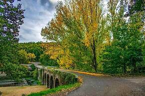 Hostel El Lago Caceres
