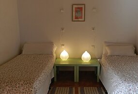 Hostel El Lago Caceres