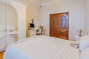 GM Apartment Nikitsky Boulevard