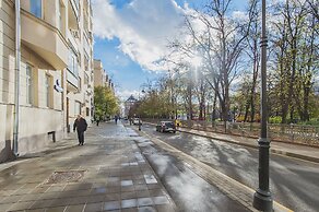 GM Apartment Patriarshiy