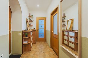 GM Apartment Patriarshiy