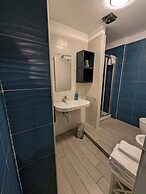 Napoli City Inn