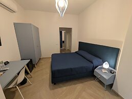 Napoli City Inn