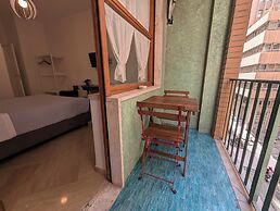Napoli City Inn