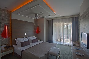 Pirate's Beach Club - All Inclusive