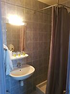 Hôtel Le Saint-Hubert - Gare de Lyon Bastille