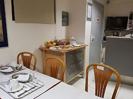 Hôtel Le Saint-Hubert - Gare de Lyon Bastille