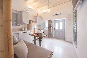 Esperia Luxury Suites